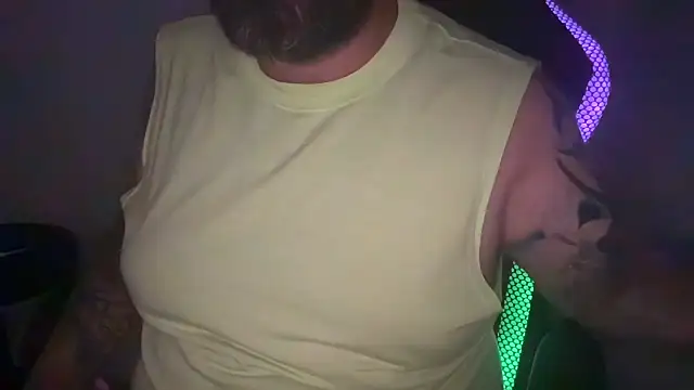 chubbycloudybottom online show from July 17, 2026, 4:37 pm
