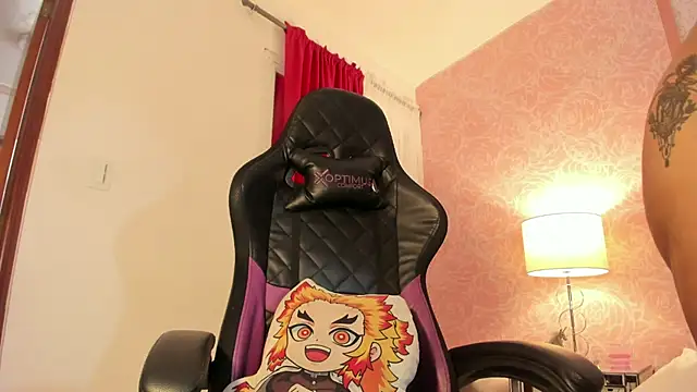 Snapshot of IamNayuta chatting on November 25, 2025, 8:20 pm IamNayuta online show from November 25, 2025, 8:20 pm