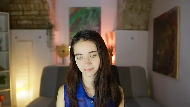 Snapshot of Gia_Paige18 chatting on March 17, 2025, 11:31 am Gia Paige18 online show from March 17, 2025, 11:31 am