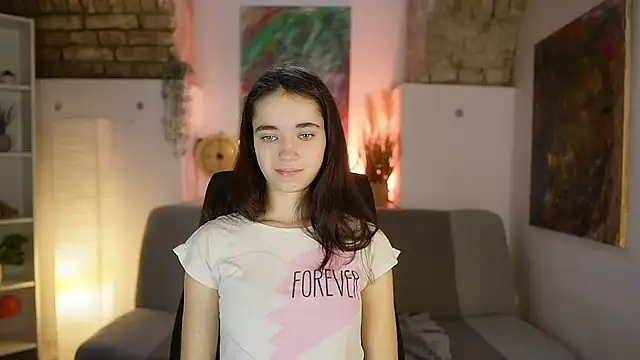 Snapshot of Gia_Paige18 chatting on March 18, 2025, 11:11 am Gia Paige18 online show from March 18, 2025, 11:11 am