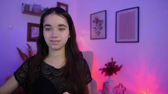 Snapshot of Gia_Paige18 chatting on November 25, 2025, 2:17 pm Gia Paige18 online show from November 25, 2025, 2:17 pm