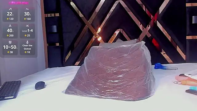 sweetebonny1 online show from December 21, 2024, 10:17 am