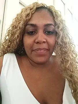 Snapshot of ELLA_KELLY chatting on January 15, 2026, 11:46 am ELLA KELLY online show from January 15, 2026, 11:46 am