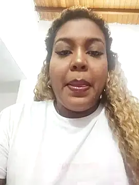 Snapshot of ELLA_KELLY chatting on February 23, 2026, 11:44 am ELLA KELLY online show from February 23, 2026, 11:44 am