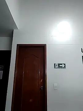 Snapshot of ELLA_KELLY chatting on November 12, 2025, 11:47 am ELLA KELLY online show from November 12, 2025, 11:47 am