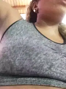 Snapshot of ELLA_KELLY chatting on October 30, 2025, 12:03 pm ELLA KELLY online show from October 30, 2025, 12:03 pm