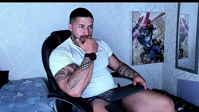 Snapshot of Cristian_Walker chatting on January 10, 2026, 12:50 am Cristian Walker online show from January 10, 2026, 12:50 am