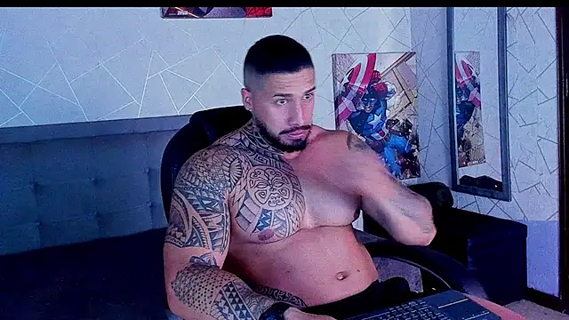 Snapshot of Cristian_Walker chatting on February 13, 2026, 10:37 am Cristian Walker online show from February 13, 2026, 10:37 am