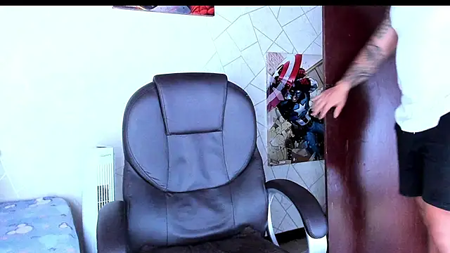 Cristian Walker online show from December 1, 2025, 10:38 am