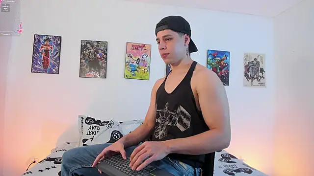 jonathanjoestar  online show from April 4, 2026, 9:54 pm