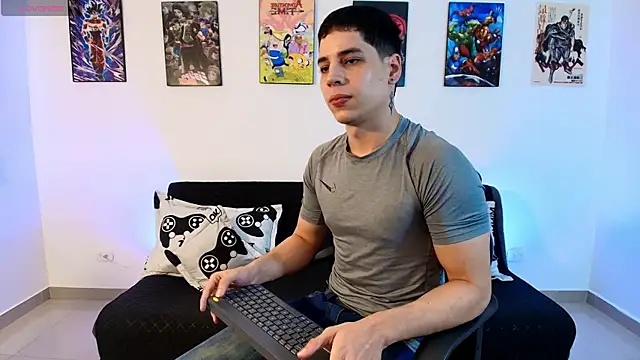 Snapshot of jonathanjoestar_ chatting on May 1, 2026, 8:36 pm jonathanjoestar online show from May 1, 2026, 8:36 pm