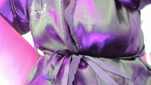 kuromi69 online show from February 22, 2026, 4:48 am