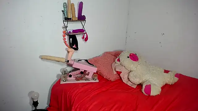 Teen porn online show from December 15, 2025, 5:35 am