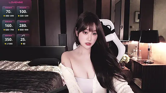 Snapshot of Cartier-__Daji- chatting on May 20, 2026, 12:13 pm Cartier- Daji- online show from May 20, 2026, 12:13 pm