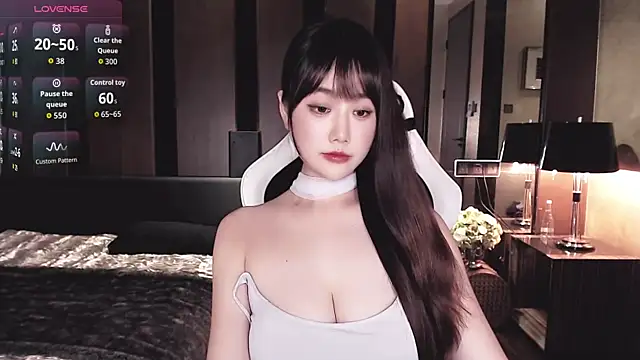Snapshot of Cartier-__Daji- chatting on April 23, 2026, 12:29 pm Cartier- Daji- online show from April 23, 2026, 12:29 pm
