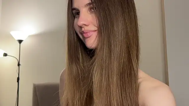 Fluffy-Angel online show from June 10, 2026, 6:09 pm