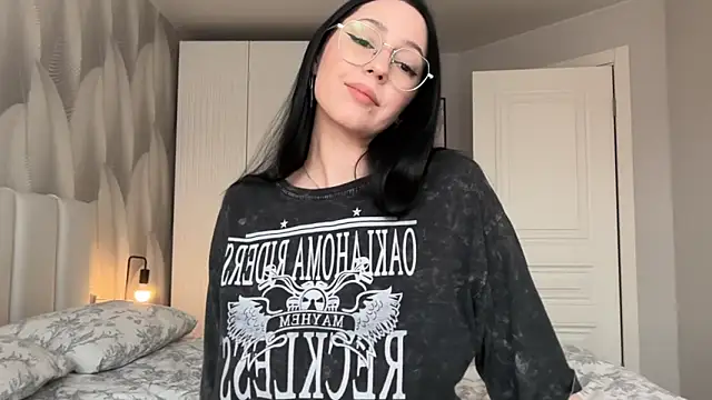 MiroslavaLime online show from March 21, 2026, 8:30 am