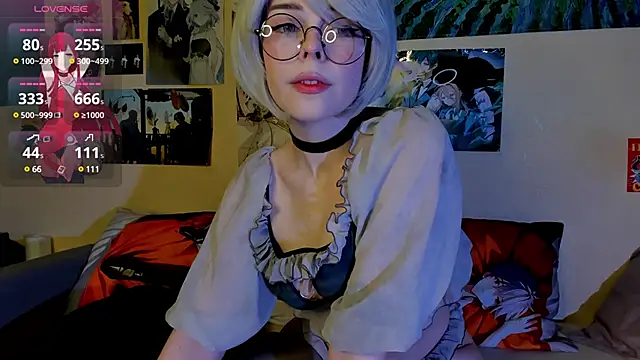 Snapshot of Freezy_Gerda chatting on February 13, 2025, 2:52 pm Freezy Gerda online show from February 13, 2025, 2:52 pm