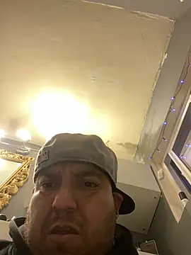 valleyoneofakind online show from January 19, 2025, 7:36 am