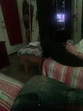 valleyoneofakind online show from October 11, 2025, 5:19 am