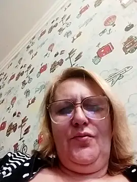 Forest-Lady online show from September 18, 2025, 2:53 pm