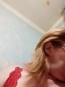 Forest-Lady online show from December 21, 2025, 1:13 pm