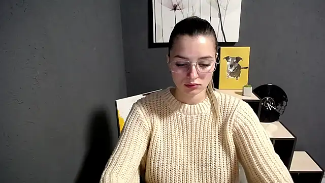 Snapshot of lady_olivia_ chatting on October 28, 2025, 2:27 pm lady olivia  online show from October 28, 2025, 2:27 pm