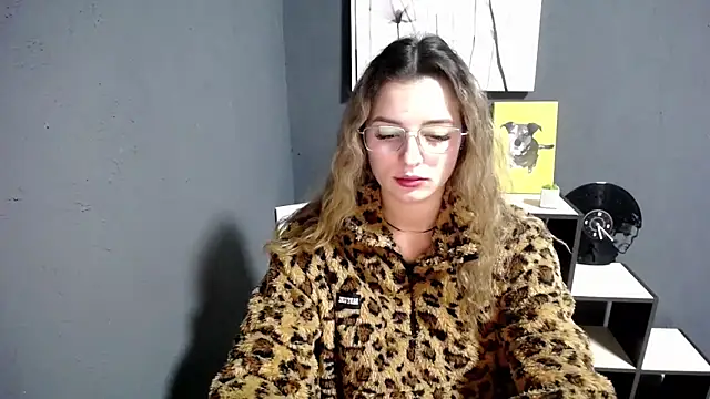 Snapshot of lady_olivia_ chatting on October 29, 2025, 5:12 pm lady olivia  online show from October 29, 2025, 5:12 pm