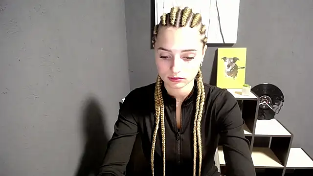 Snapshot of lady_olivia_ chatting on October 10, 2025, 1:23 pm lady olivia  online show from October 10, 2025, 1:23 pm