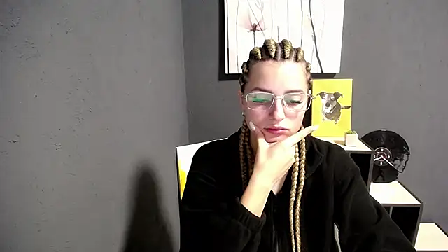 Snapshot of lady_olivia_ chatting on October 13, 2025, 2:29 pm lady olivia  online show from October 13, 2025, 2:29 pm