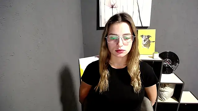 Snapshot of lady_olivia_ chatting on September 19, 2025, 4:44 pm lady olivia  online show from September 19, 2025, 4:44 pm