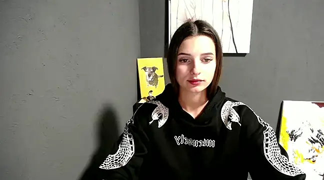 Snapshot of lady_olivia_ chatting on February 6, 2025, 2:04 pm lady olivia  online show from February 6, 2025, 2:04 pm