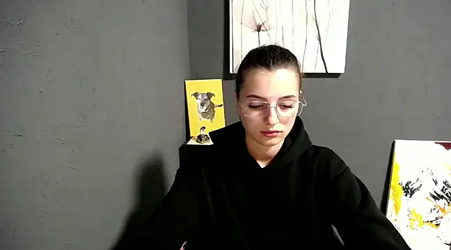 Snapshot of lady_olivia_ chatting on February 10, 2025, 2:05 pm lady olivia  online show from February 10, 2025, 2:05 pm