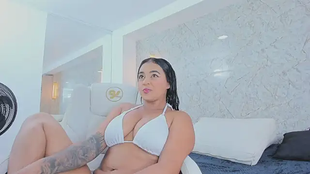 ximena case online show from September 24, 2025, 12:11 pm