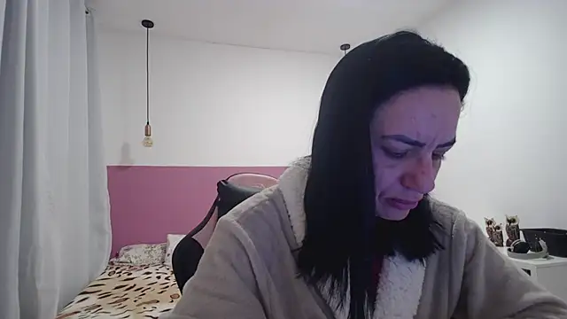 Snapshot of YasmimBrasil chatting on July 10, 2026, 6:46 am YasmimBrasil online show from July 10, 2026, 6:46 am