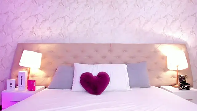 Snapshot of SofieReyes chatting on February 27, 2026, 1:55 pm SofieReyes online show from February 27, 2026, 1:55 pm