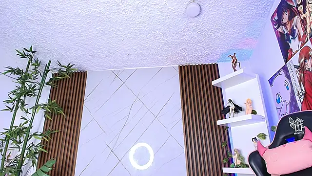 Victoria Adams14 online show from October 30, 2025, 3:05 am