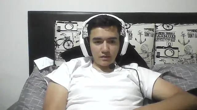 Estebitan vm online show from March 25, 2026, 5:18 am