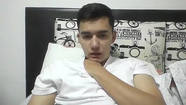 Estebitan vm online show from February 10, 2026, 4:55 am