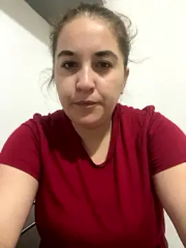 yzabell18 online show from December 16, 2025, 5:50 pm