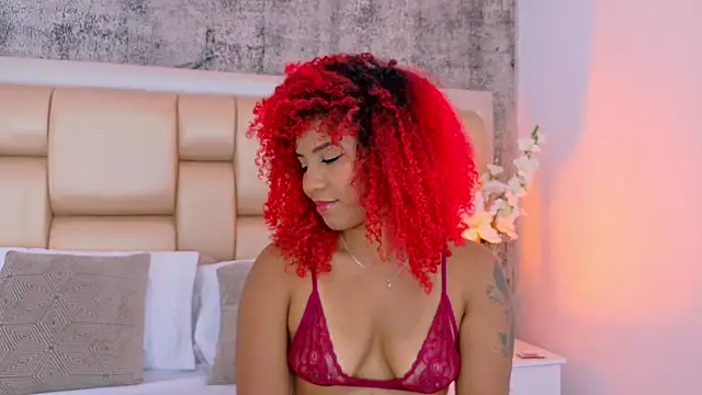 Snapshot of RubyRossel chatting on November 23, 2025, 7:46 pm RubyRossel online show from November 23, 2025, 7:46 pm