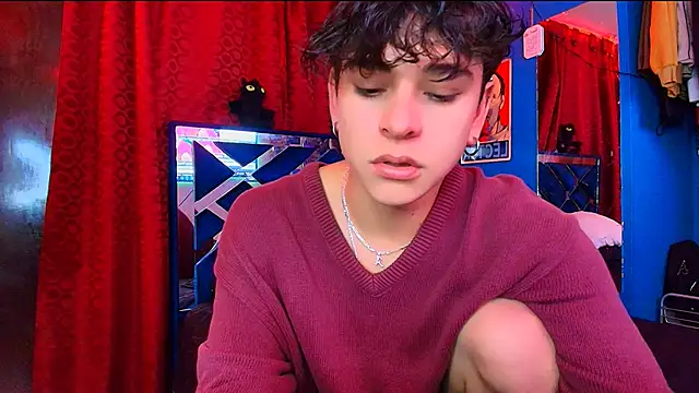 Luke Howland online show from June 9, 2026, 10:22 pm