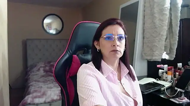Snapshot of Carol_Scottt chatting on May 19, 2026, 7:21 pm Carol Scottt online show from May 19, 2026, 7:21 pm