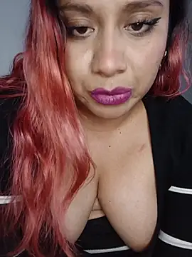 Snapshot of olivia_stylinnson chatting on July 9, 2026, 5:56 pm olivia stylinnson online show from July 9, 2026, 5:56 pm