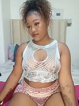 charmainexxx online show from May 16, 2026, 9:58 pm