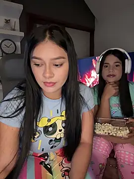 Snapshot of sarasoto_1 chatting on February 2, 2025, 2:59 am sarasoto 1 online show from February 2, 2025, 2:59 am