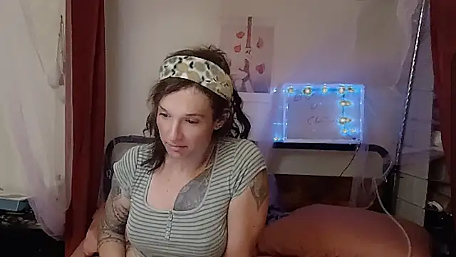 Snapshot of cassiemichellexx chatting on July 13, 2026, 2:44 am cassiemichellexx online show from July 13, 2026, 2:44 am