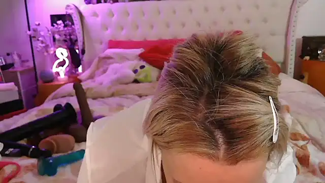 VegasDani online show from September 20, 2025, 7:24 am