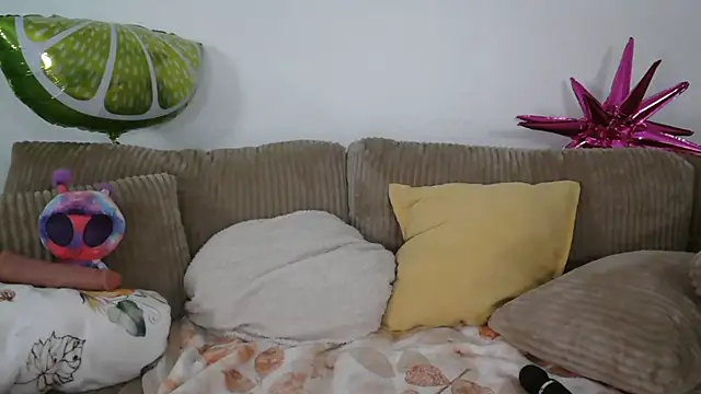 VegasDani online show from October 6, 2025, 7:31 am