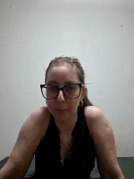 Snapshot of Sarah459 chatting on March 12, 2025, 6:00 pm Sarah459 online show from March 12, 2025, 6:00 pm